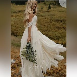 Country Boho Sweetheart Off-the-shoulder Chiffon Floor Length Bridal Gown